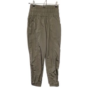 Free People The Way Home Nylon Green Joggers. XS